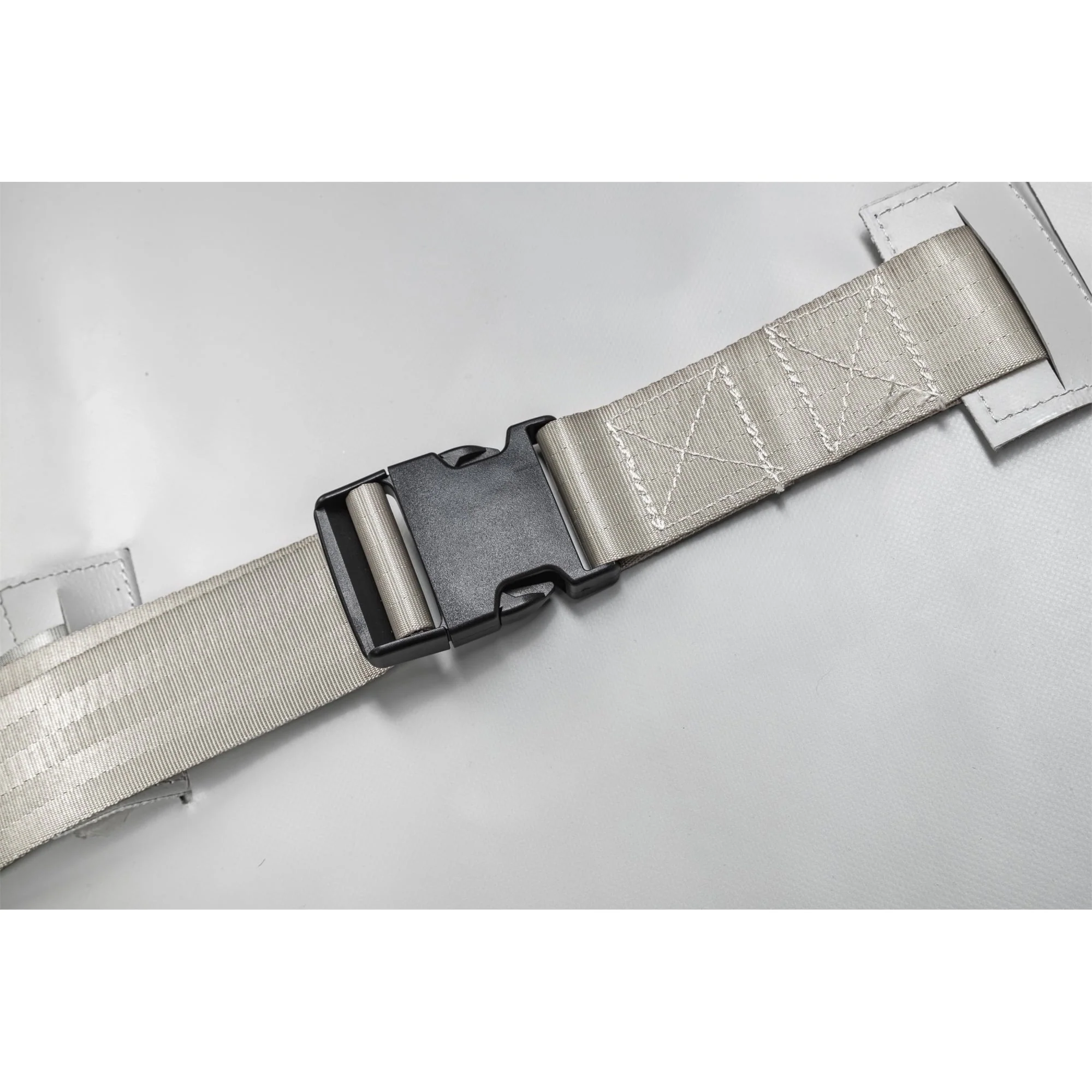 Bestway Hydro-Force Mirovia Pro Inflatable 5 Person Water Raft Boat Set