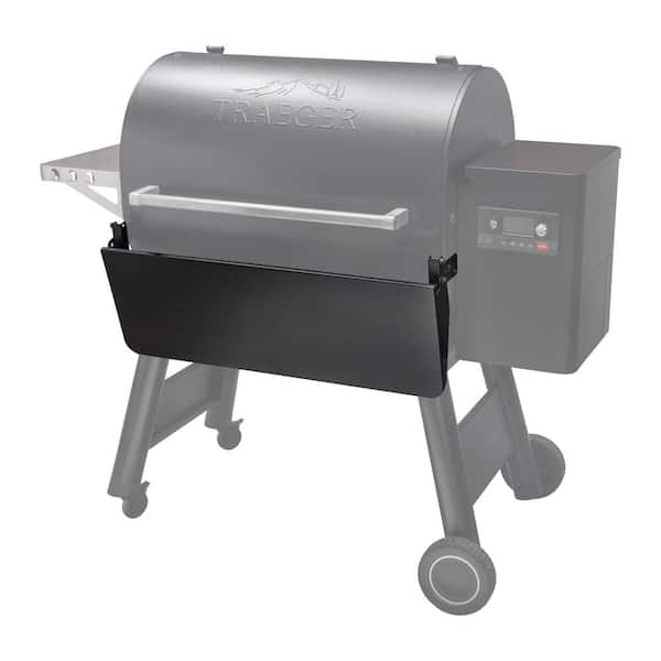 Ironwood 885 Wifi Pellet Grill and Smoker in Black