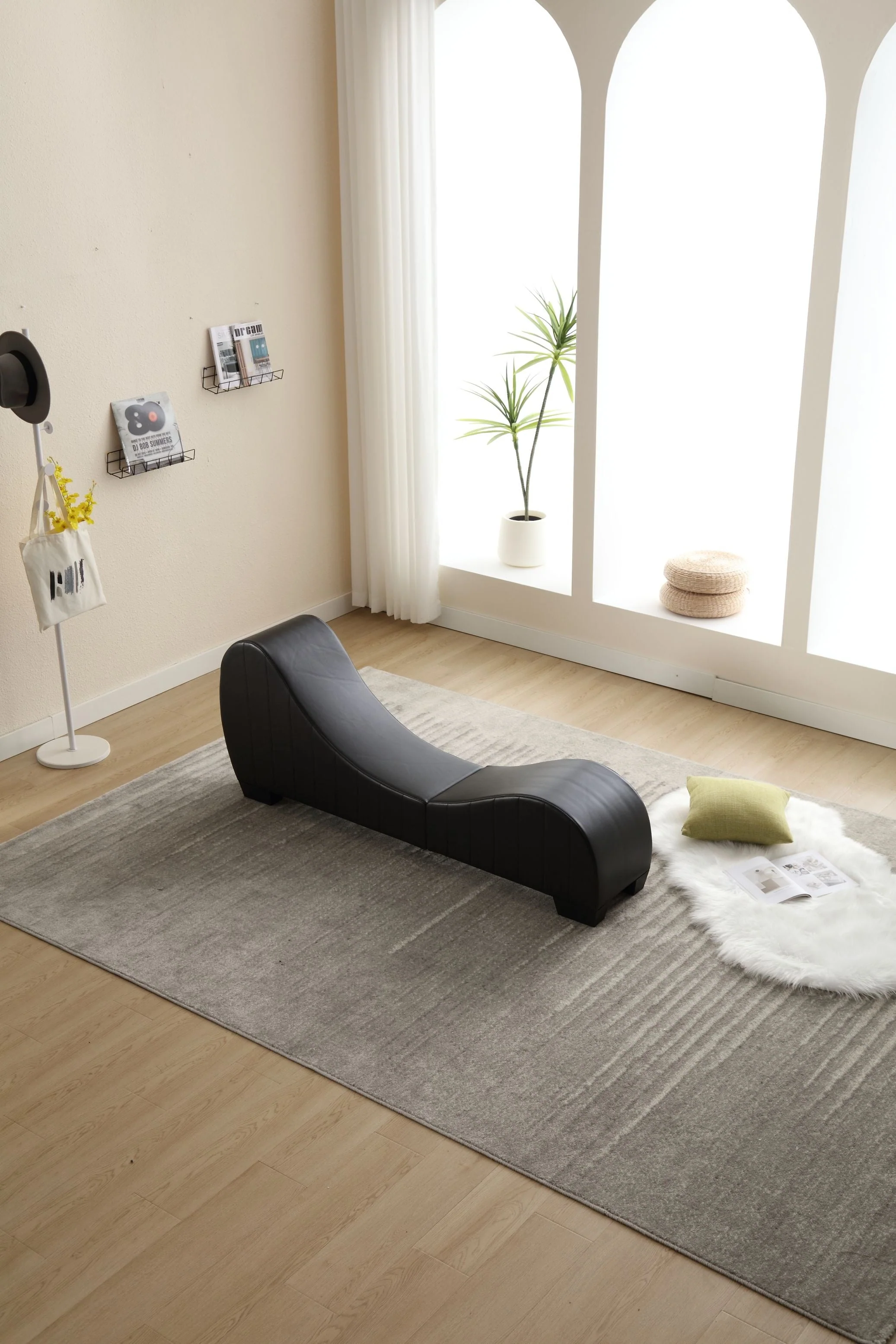 PWOPWOE Yoga Chaise Lounge for Stretching & Relaxation Modern Faux Leather Curved Sofa, Modern Faux Leather Curved Sofa, Living Room Bedroom Accent